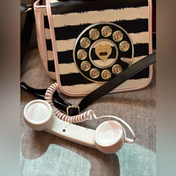 Betsey Johnson Kitsch Phone Retro Stripe Purse Crossbody Bag Call Me NWT - Picture 1 of 5
